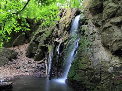 Magyarország legmagasabb természetes vízesése a Mátra varázslatos Ilona-völgyében ideális kirándulási célpont